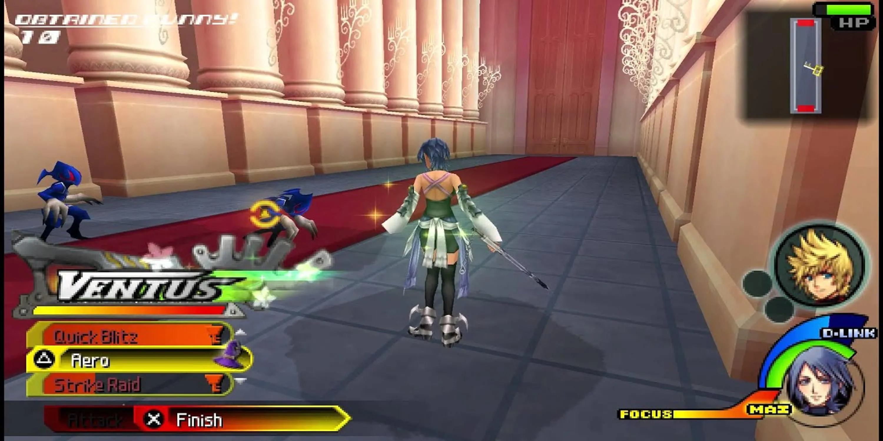 Aqua uyển chuyển thi triển phép thuật trong trận chiến đầy màu sắc của Kingdom Hearts Birth by Sleep trên PSP