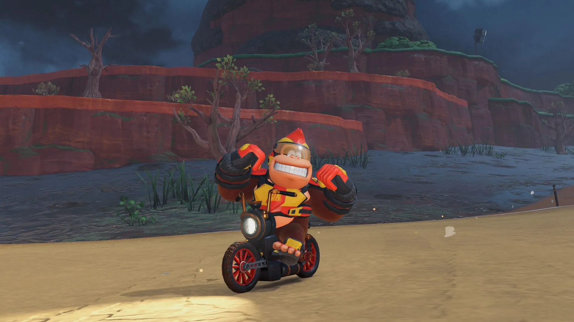 Donkey Kong tạo dáng bên chiếc xe máy Flex Bike mạnh mẽ của mình trong Mario Kart World