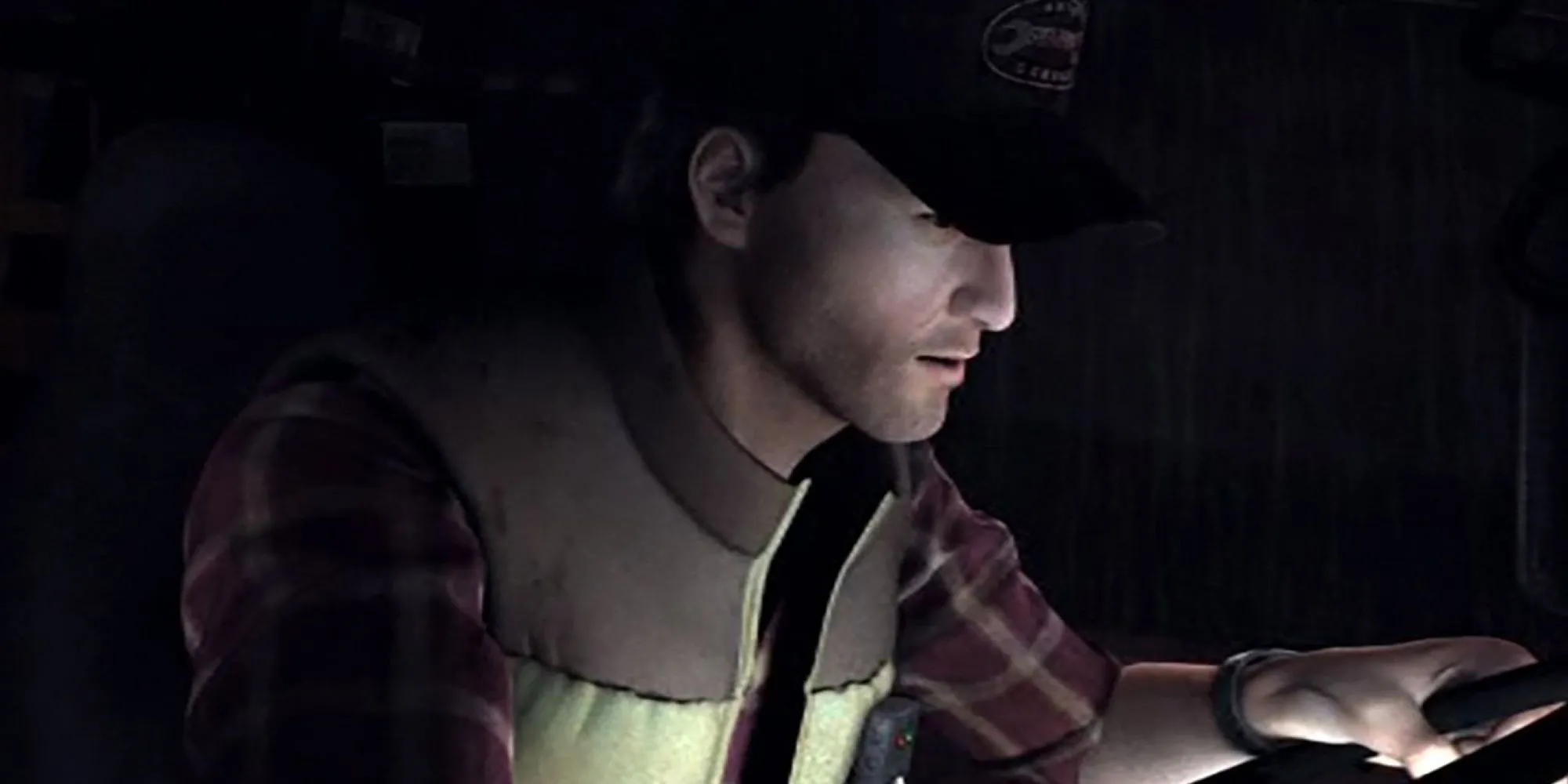 Travis Grady kiểm tra vật thể bí ẩn trong Silent Hill Origins
