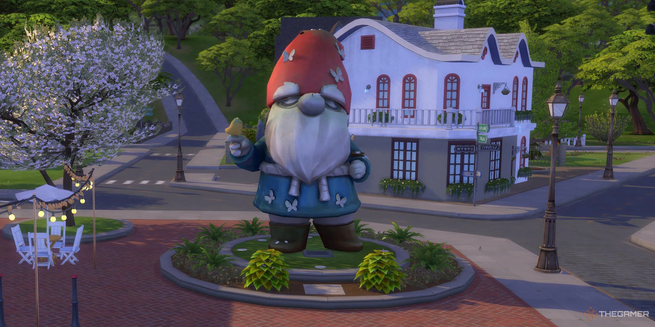 Tượng Gnome Vĩ Đại sừng sững tại trung tâm khu Coast of Adhmor, biểu tượng kết thúc chiến tranh.